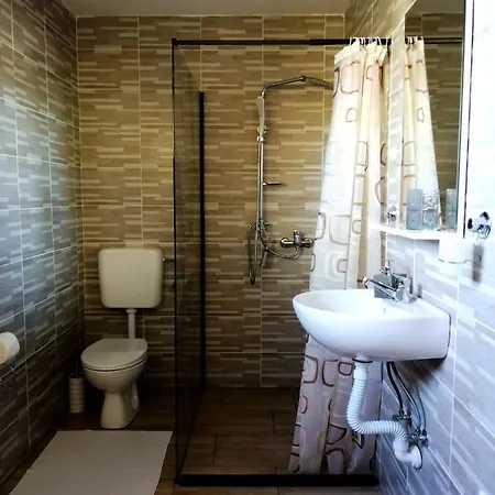 Sobe Roomsbella Apartament Ripac