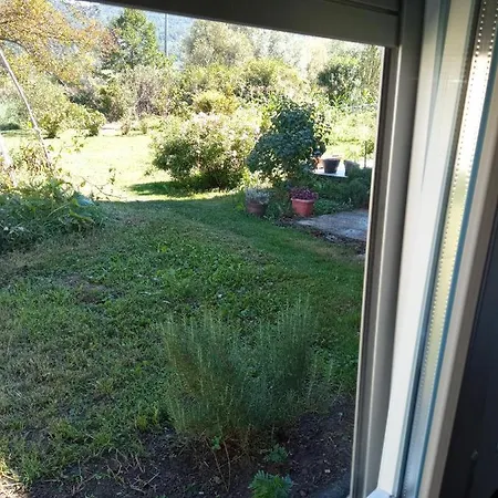 Sobe Roomsbella דירה Ripac