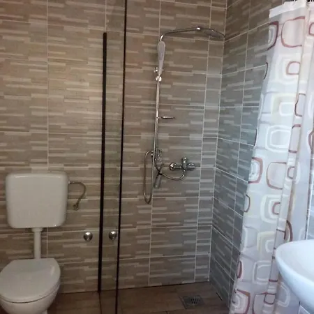 Apartament Sobe Roomsbella Ripac